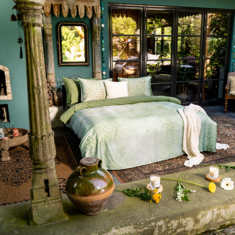 Kayori Zuru Paslakan - Egyptisk Satin